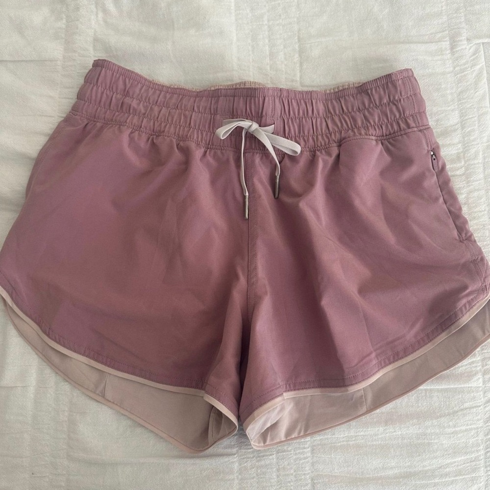 Lululemon Choose a Side Reversible shorts 3”